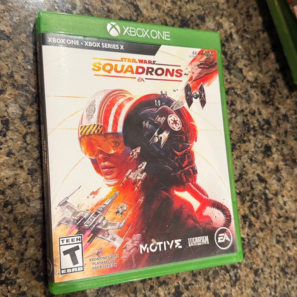 Xbox One - Star Wars Squadrons videogame